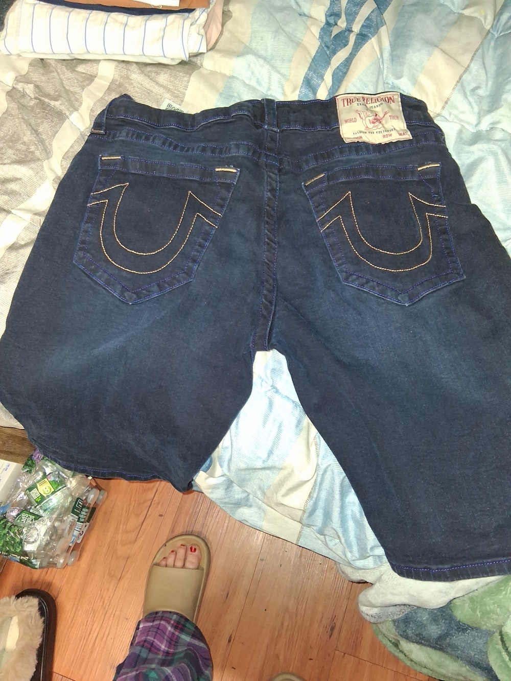 True Religion Indigo Blue Men’s Denim Shorts - Picture 2 of 2
